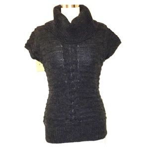 Heather grey Med. cowl neck short sleeve sweater